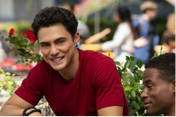 Darren barnet Age, Weight, Height, Family, NetWorth And Career 2026